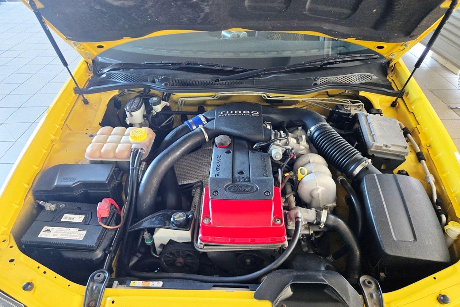 2004 FORD FALCON BA XR6T 5 SP MANUAL 4D SEDAN