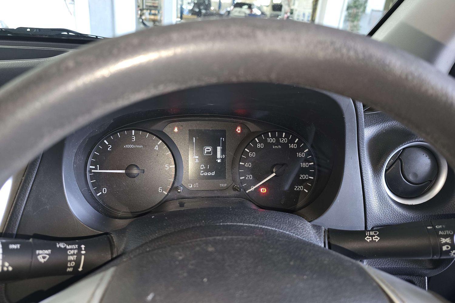 2016 NISSAN NAVARA D23 SERIES II RX (4x2) 7 SP AUTOMATIC DOUBLE CAB UTILITY