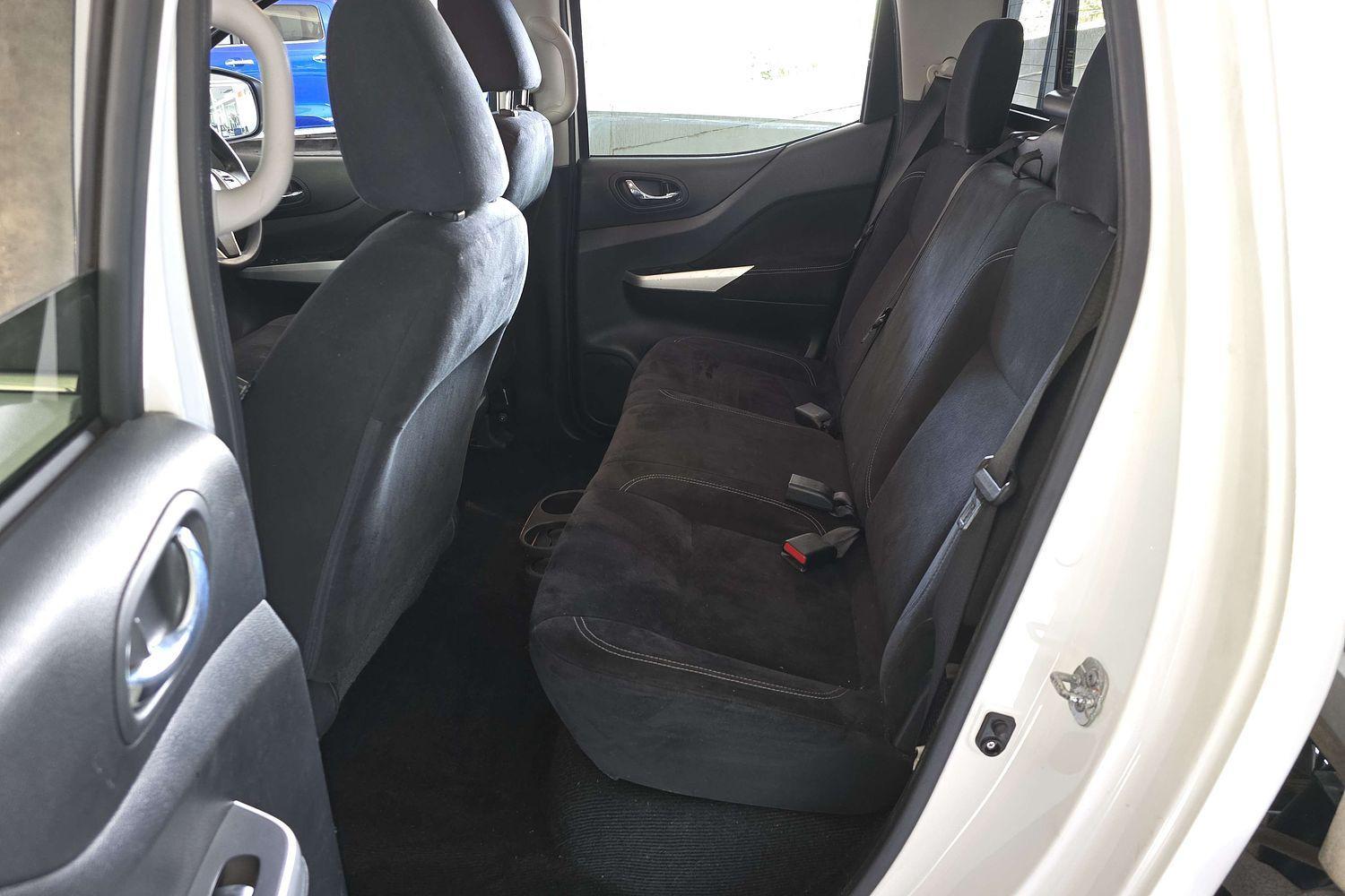 2016 NISSAN NAVARA D23 SERIES II RX (4x2) 7 SP AUTOMATIC DOUBLE CAB UTILITY