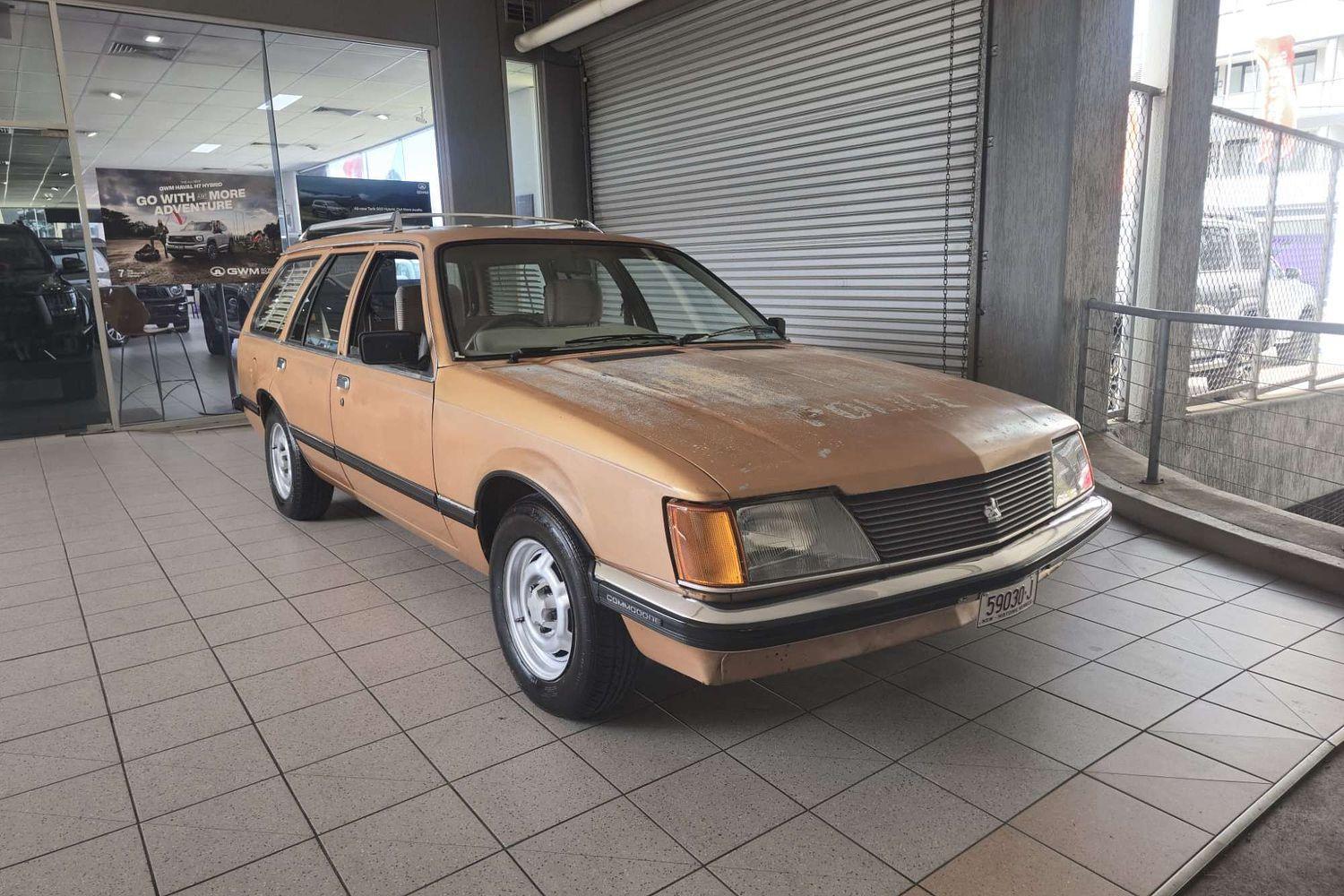 1983 HOLDEN COMMODORE VH SL 3 SP AUTOMATIC 4D WAGON