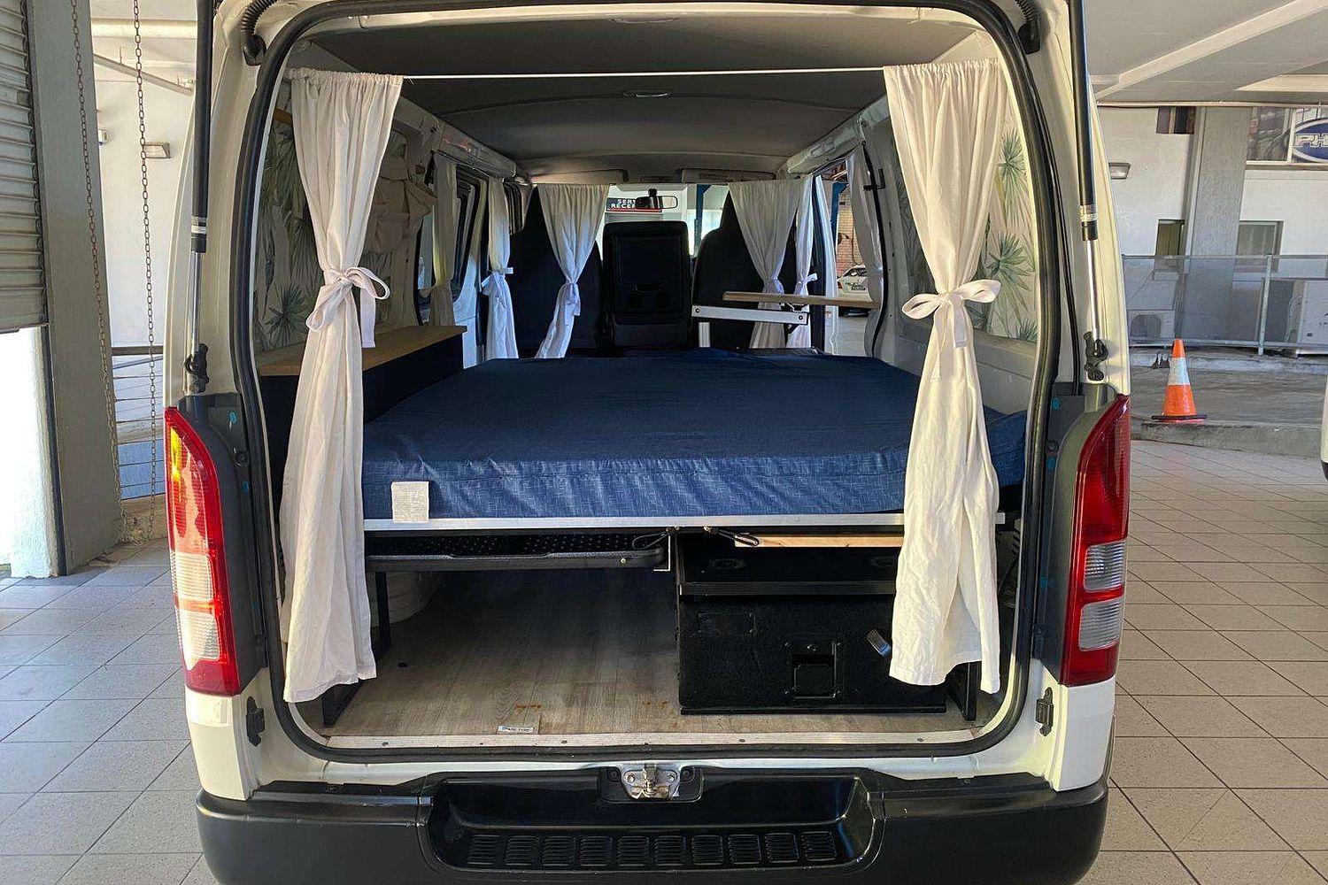 2017 TOYOTA HIACE KDH201 DX LONG 4 SP AUTOMATIC