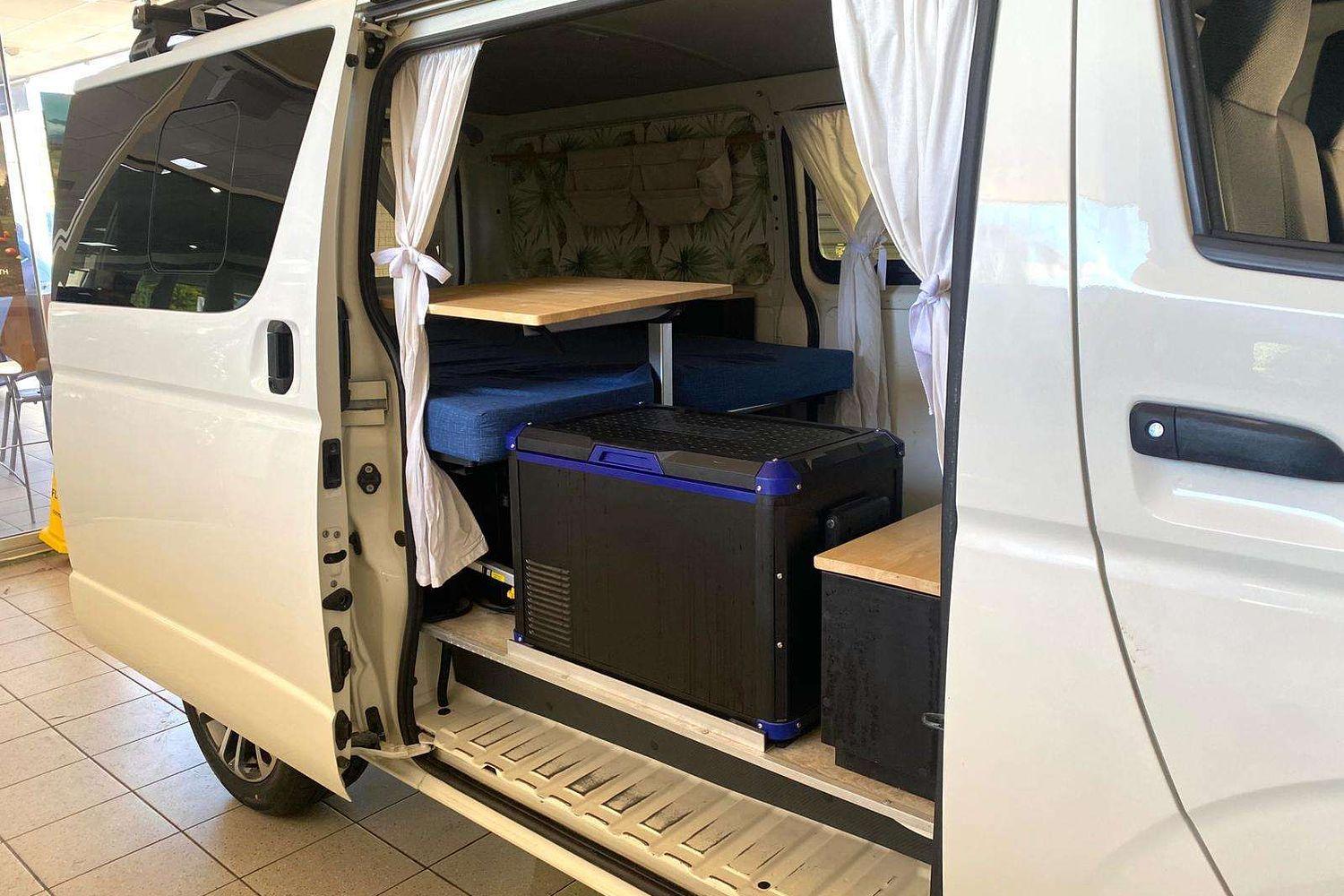 2017 TOYOTA HIACE KDH201 DX LONG 4 SP AUTOMATIC