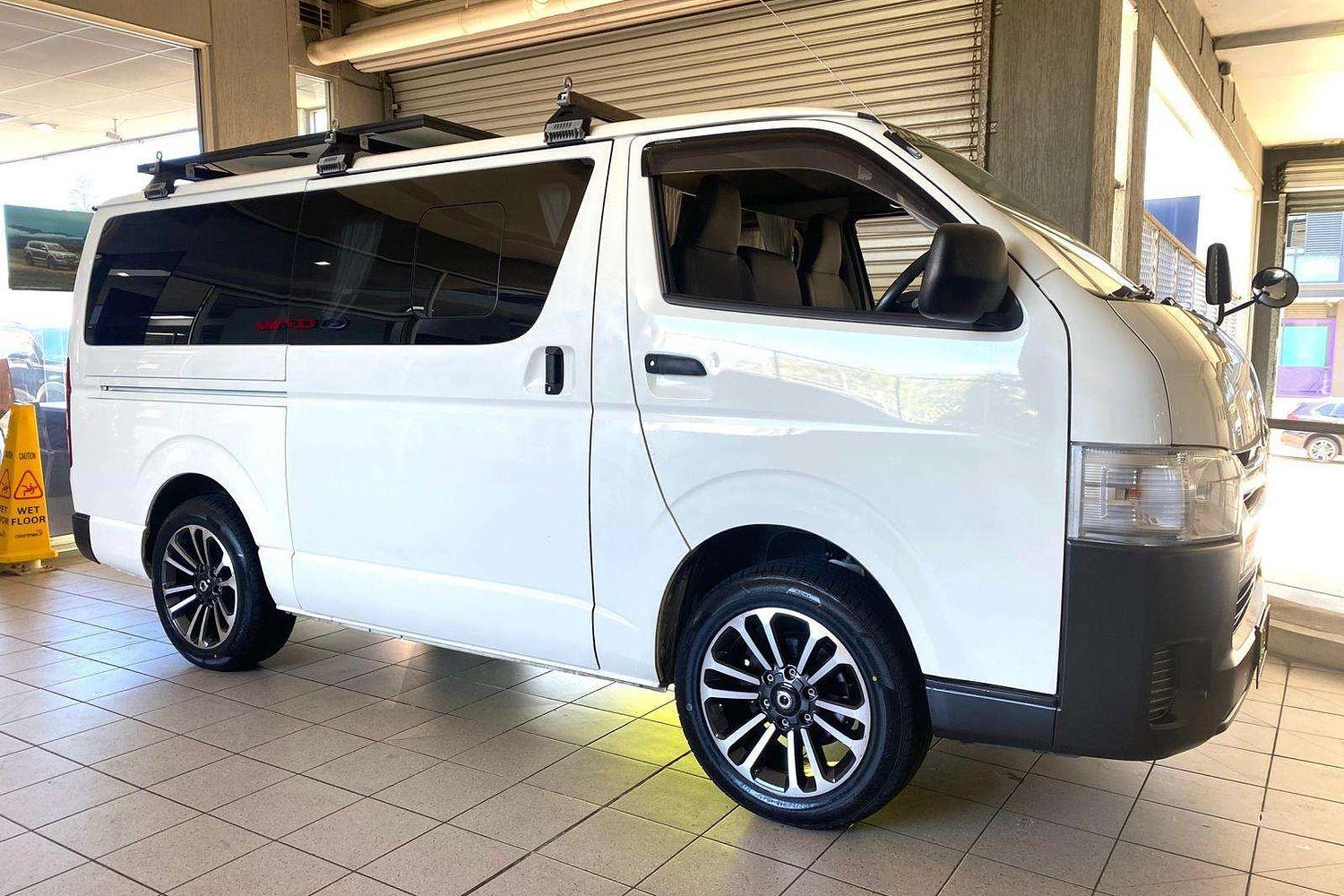 2017 TOYOTA HIACE KDH201 DX LONG 4 SP AUTOMATIC