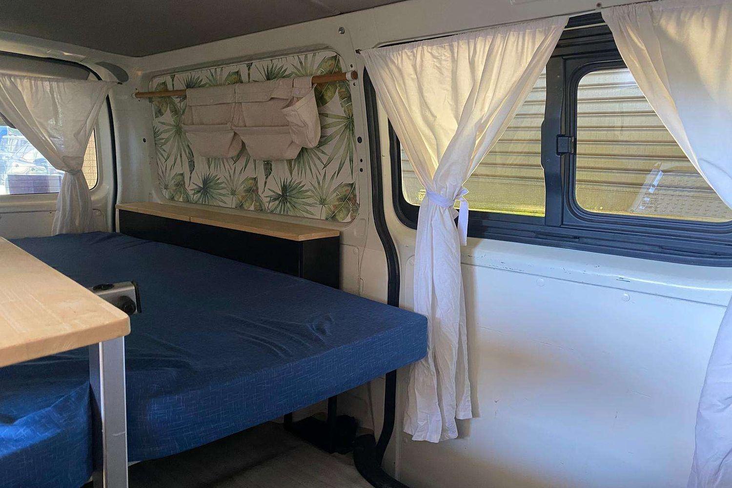 2017 TOYOTA HIACE KDH201 DX LONG 4 SP AUTOMATIC