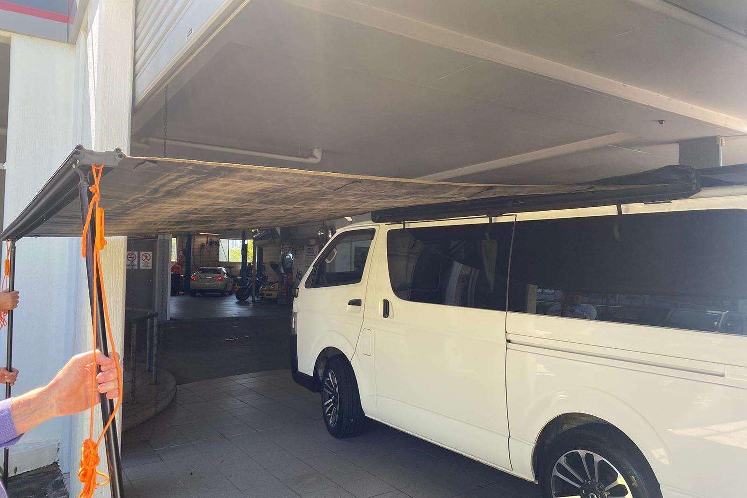 2017 TOYOTA HIACE KDH201 DX LONG 4 SP AUTOMATIC