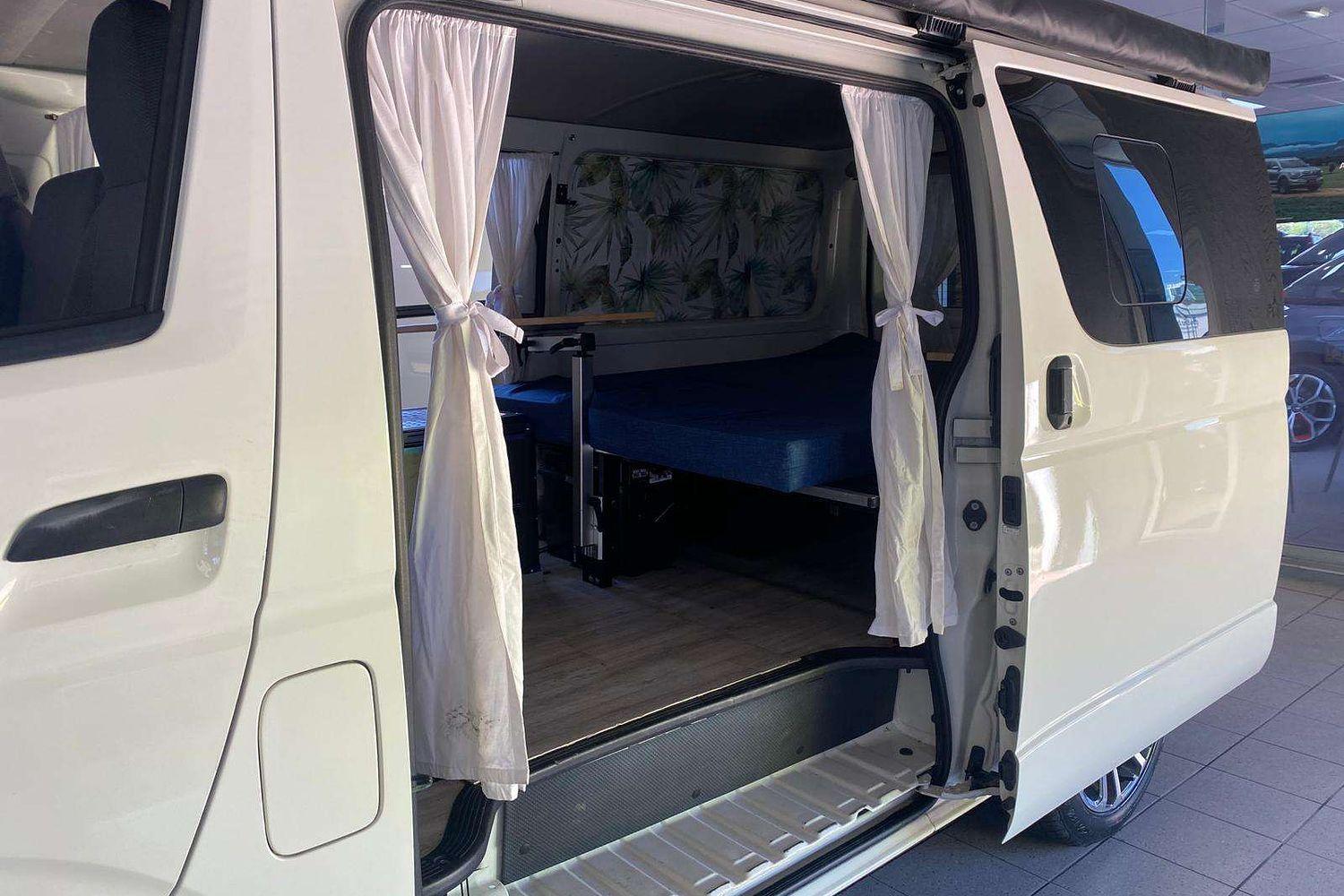 2017 TOYOTA HIACE KDH201 DX LONG 4 SP AUTOMATIC