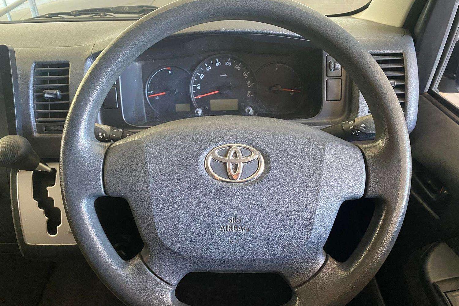 2017 TOYOTA HIACE KDH201 DX LONG 4 SP AUTOMATIC