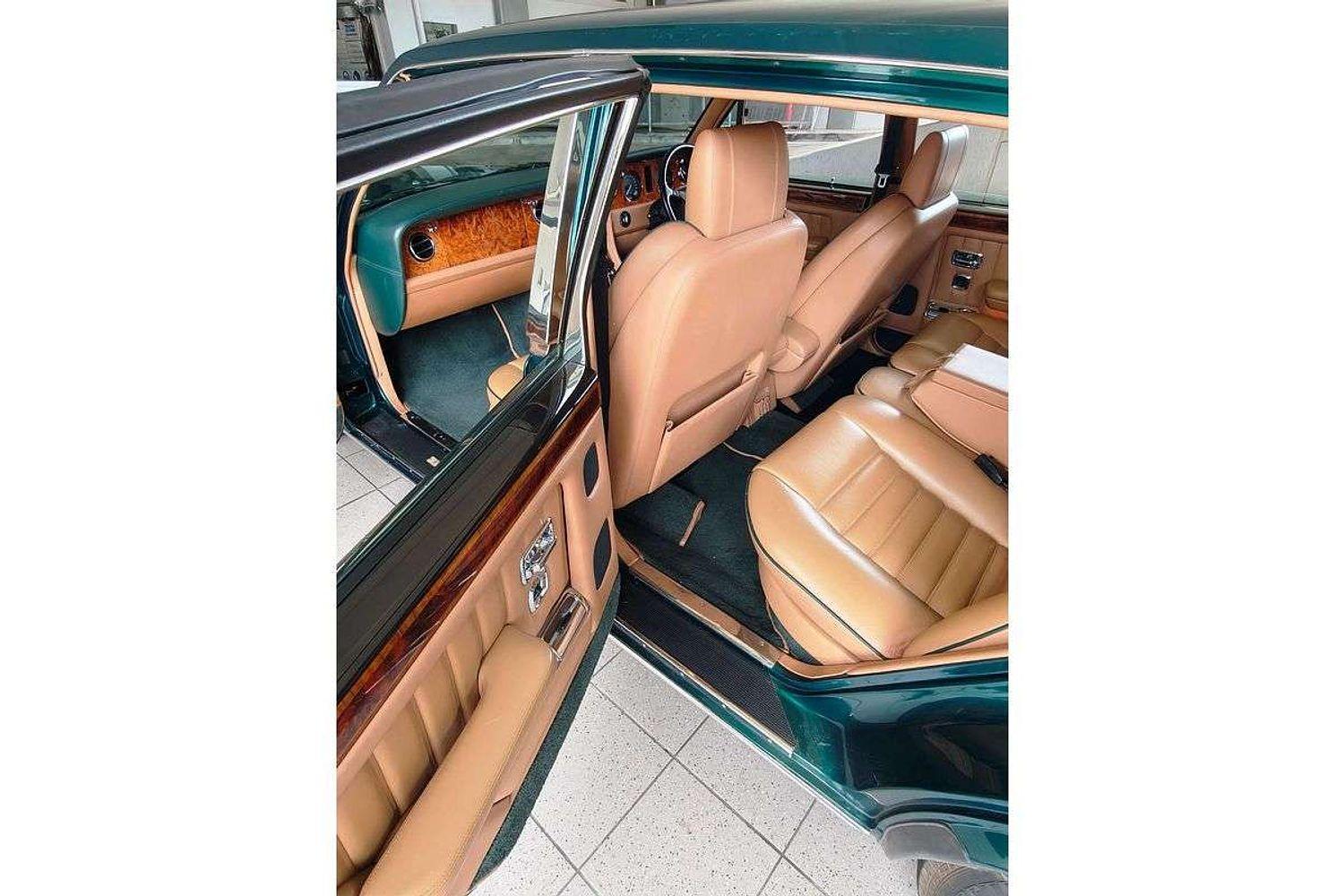 1993 BENTLEY BROOKLANDS 4 SP AUTOMATIC 4D SALOON
