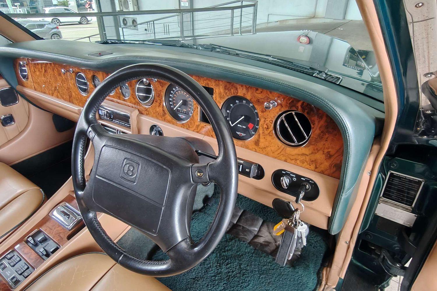 1993 BENTLEY BROOKLANDS 4 SP AUTOMATIC 4D SALOON