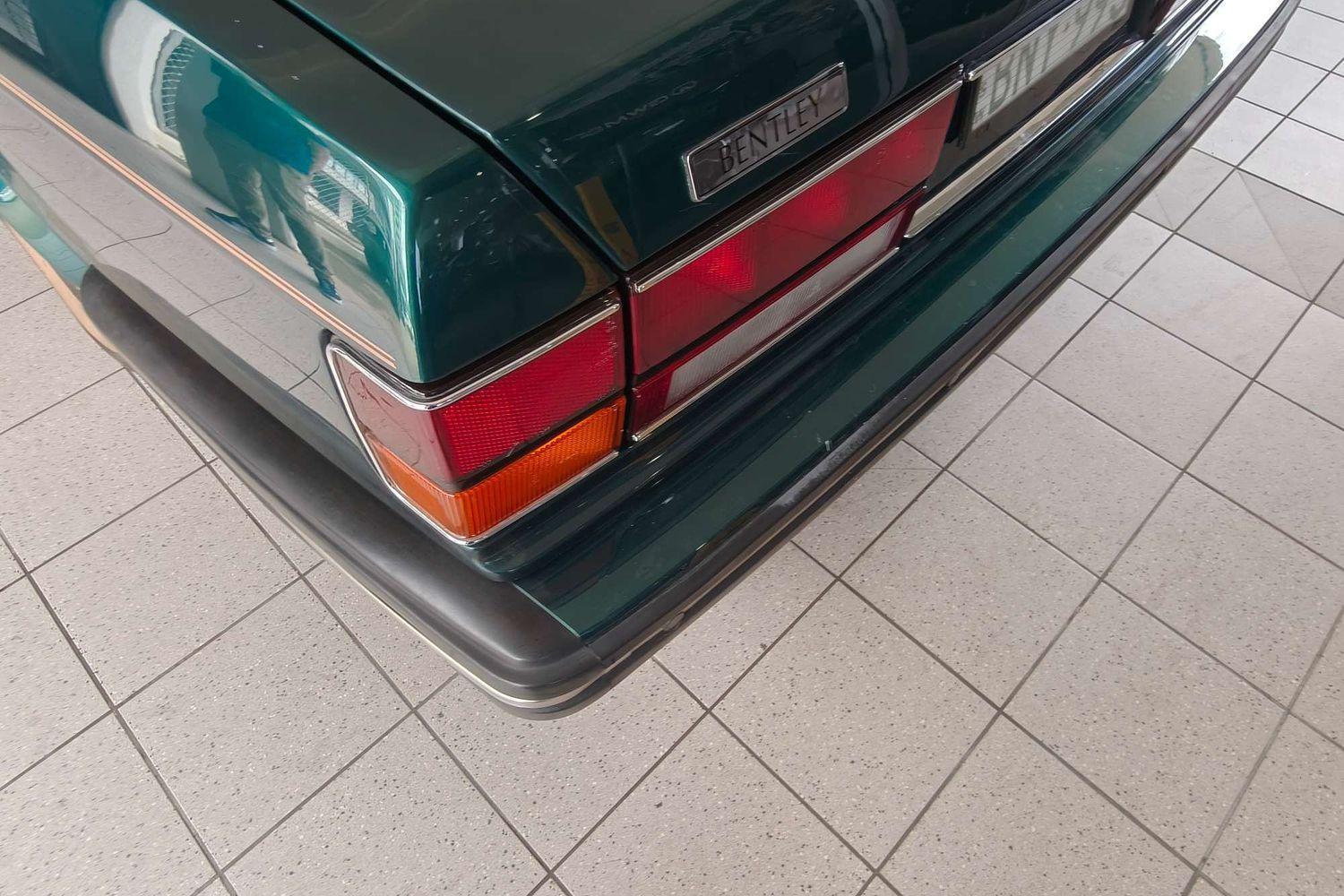 1993 BENTLEY BROOKLANDS 4 SP AUTOMATIC 4D SALOON