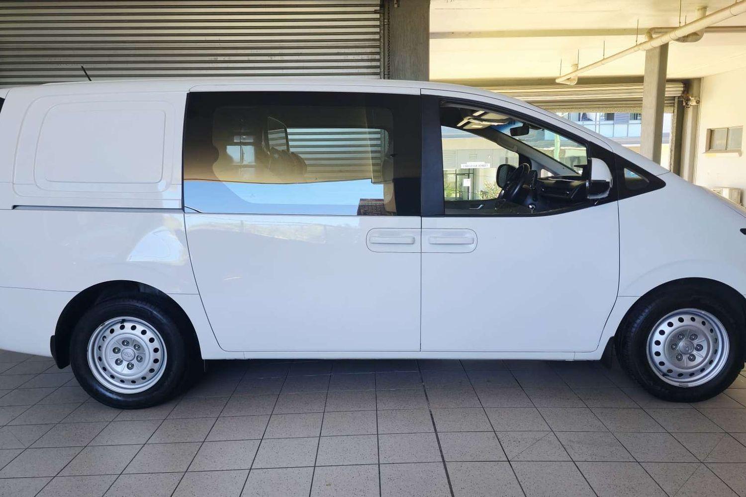 2024 HYUNDAI STARIA US4.V2 MY24 LOAD 5S 2.2D LIFTBACK 8 SP AUTOMATIC SEQUENTIAL 5D CREW VAN