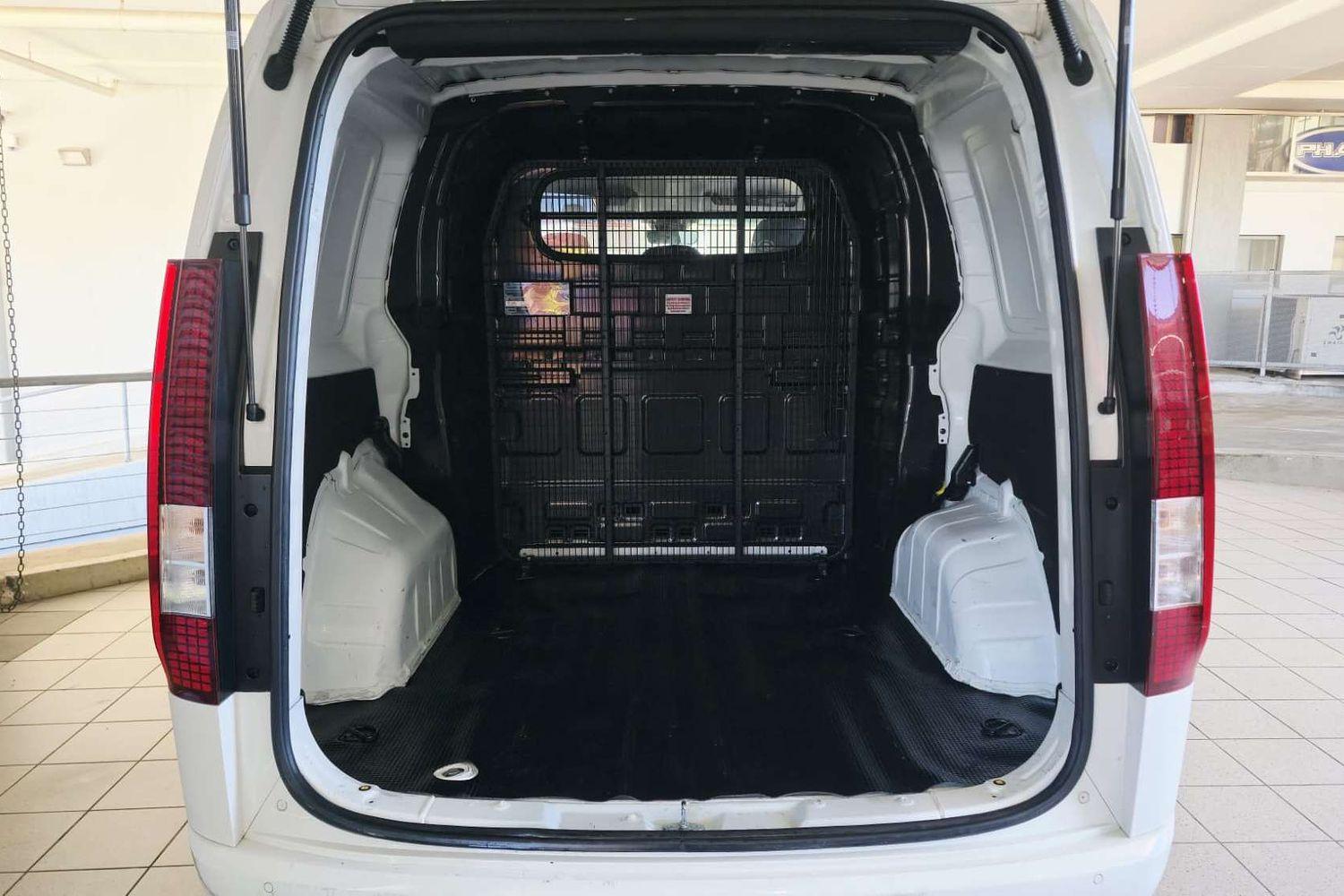 2024 HYUNDAI STARIA US4.V2 MY24 LOAD 5S 2.2D LIFTBACK 8 SP AUTOMATIC SEQUENTIAL 5D CREW VAN