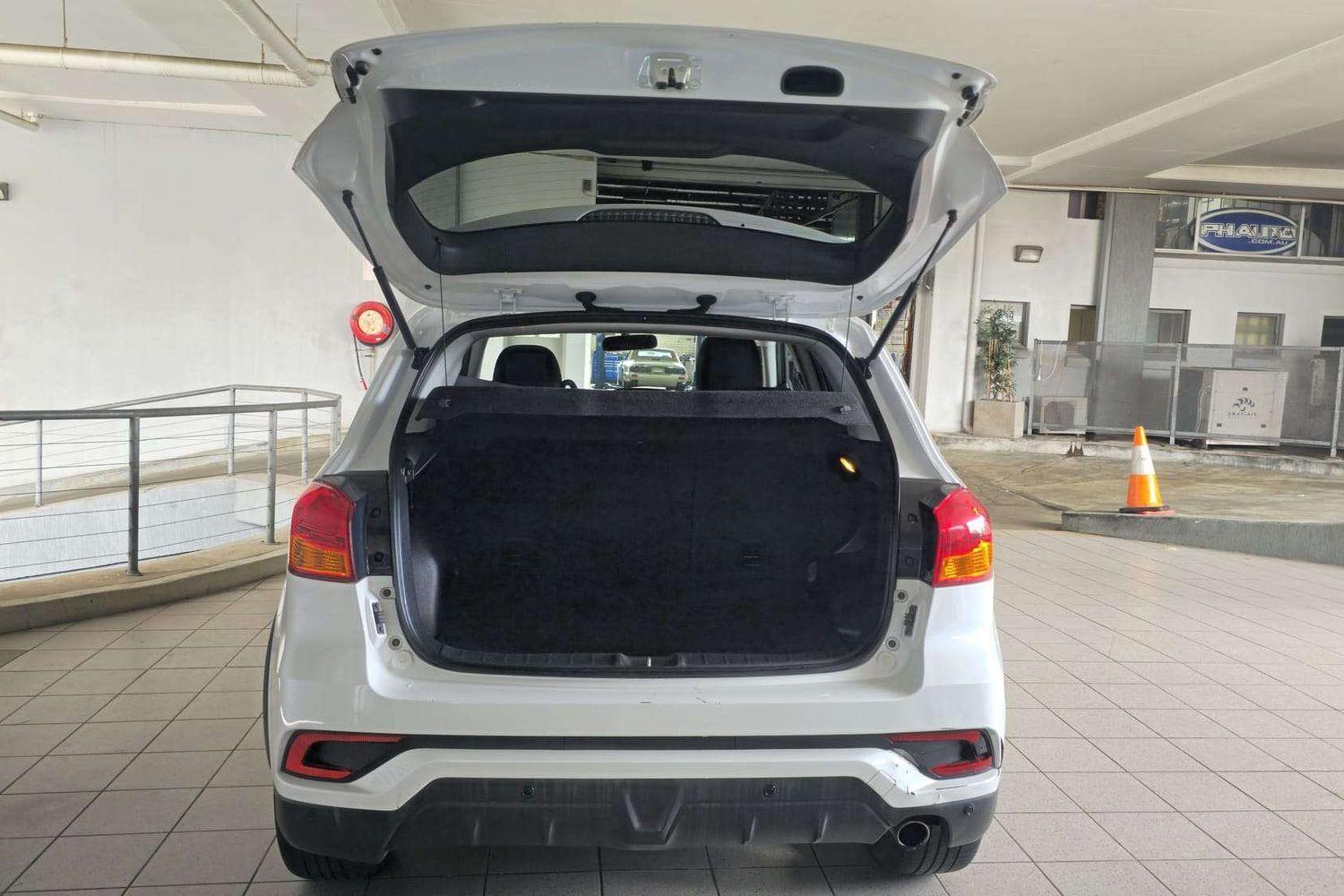 2017 MITSUBISHI ASX XC MY18 LS (2WD) CONTINUOUS VARIABLE 4D WAGON