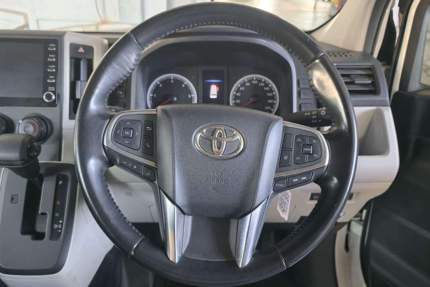 2022 TOYOTA HIACE GDH300R LWB 6 SP AUTO SEQUENTIAL 5D VAN