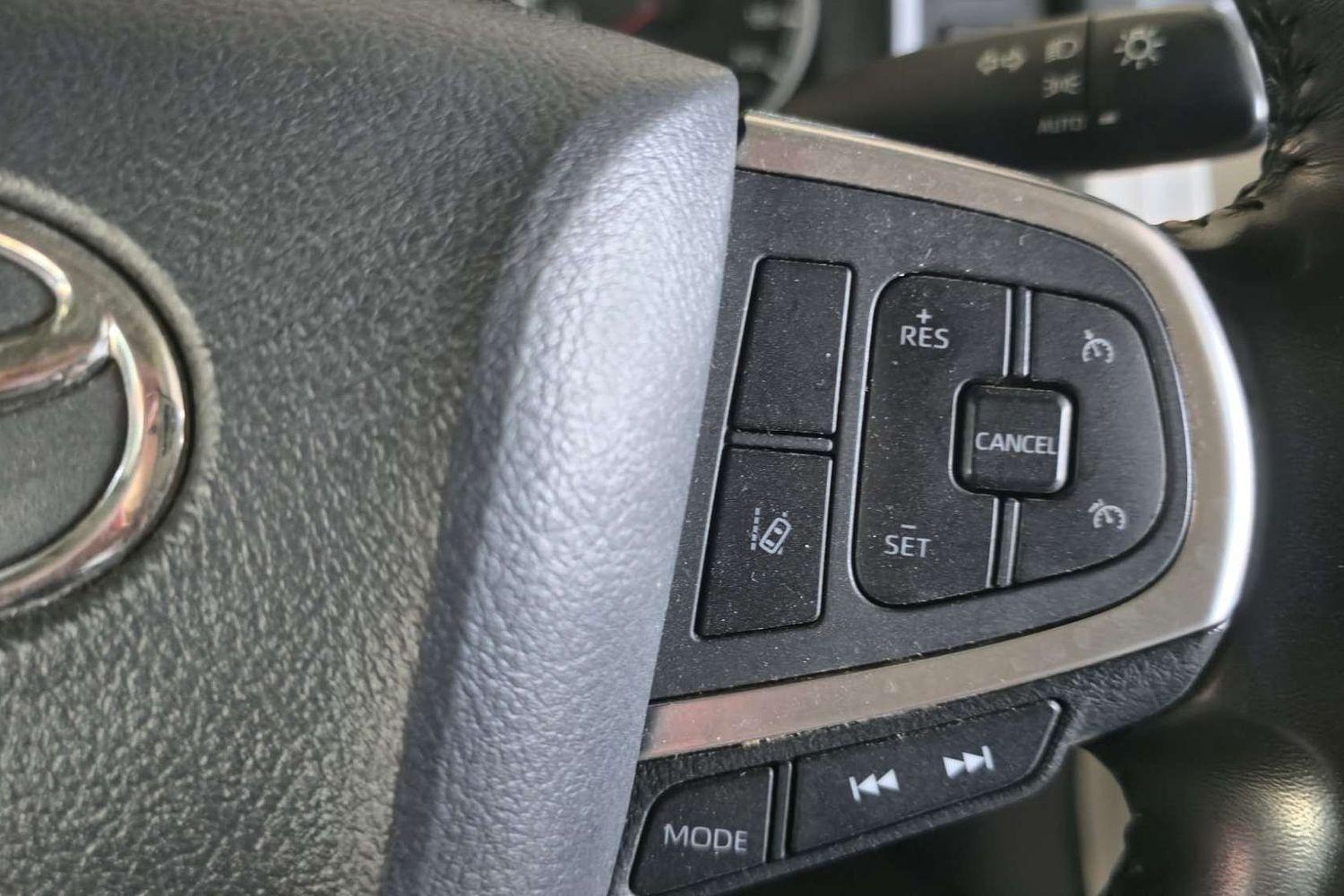 2022 TOYOTA HIACE GDH300R LWB 6 SP AUTO SEQUENTIAL 5D VAN