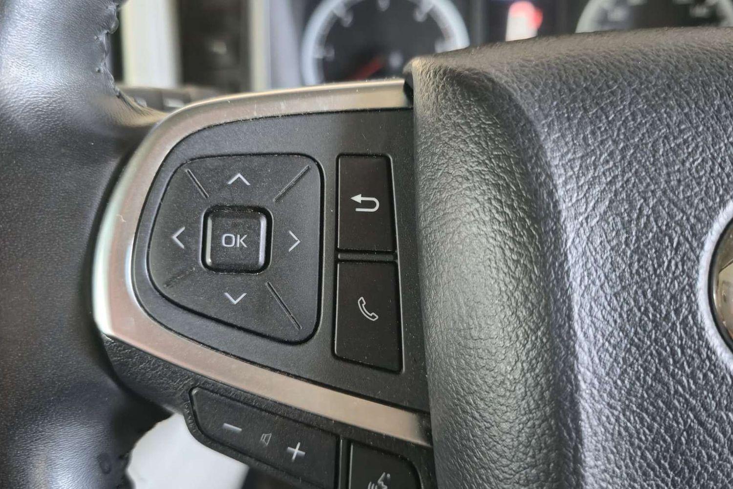2022 TOYOTA HIACE GDH300R LWB 6 SP AUTO SEQUENTIAL 5D VAN