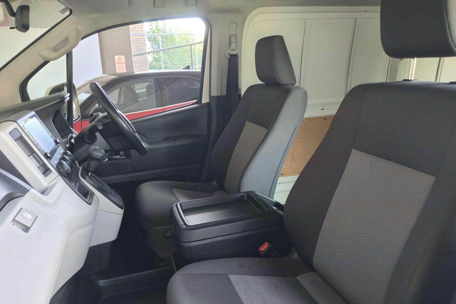2022 TOYOTA HIACE GDH300R LWB 6 SP AUTO SEQUENTIAL 5D VAN