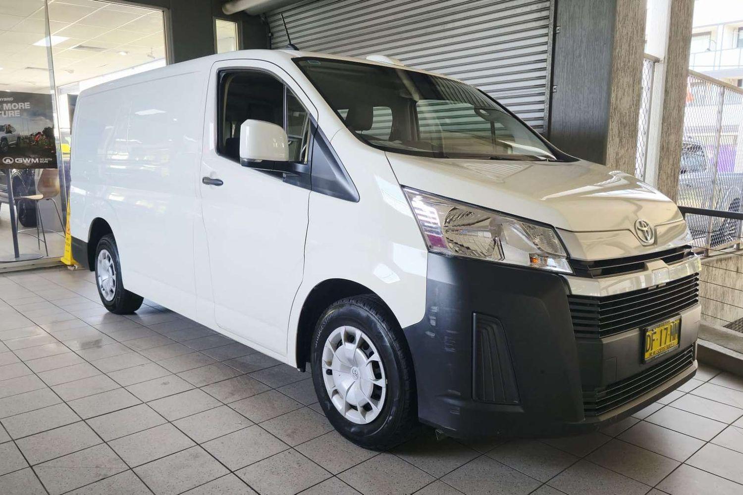 2022 TOYOTA HIACE GDH300R LWB 6 SP AUTO SEQUENTIAL 5D VAN