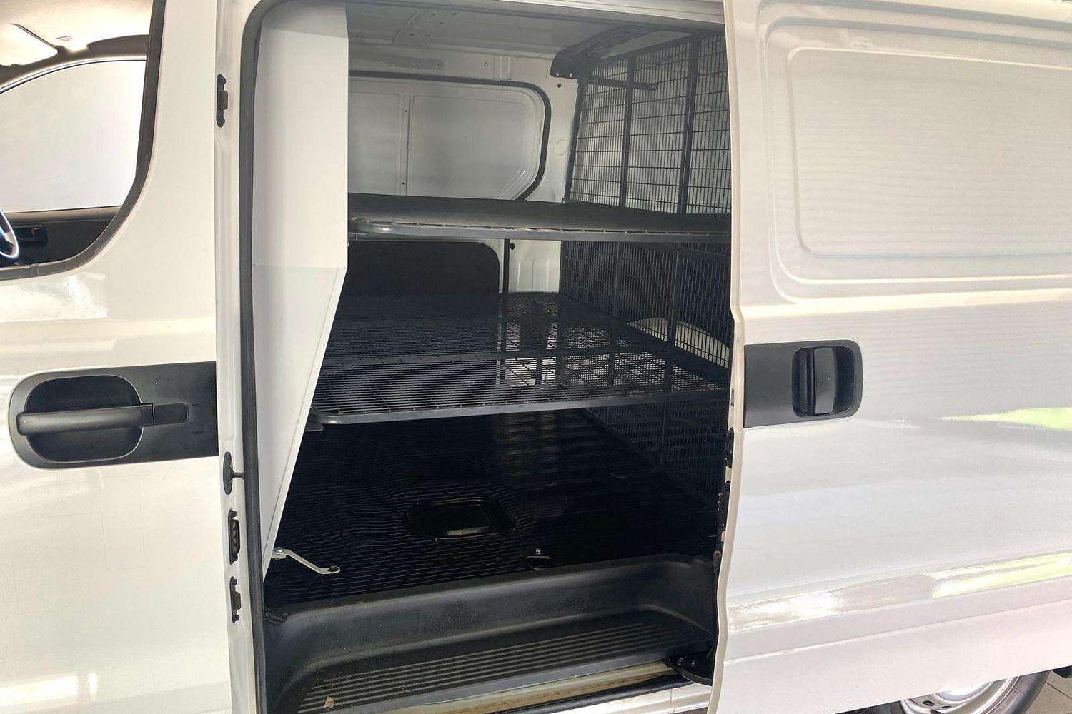 2019 HYUNDAI iLOAD TQ4 MY19 3S LIFTBACK 5 SP AUTOMATIC 4D VAN