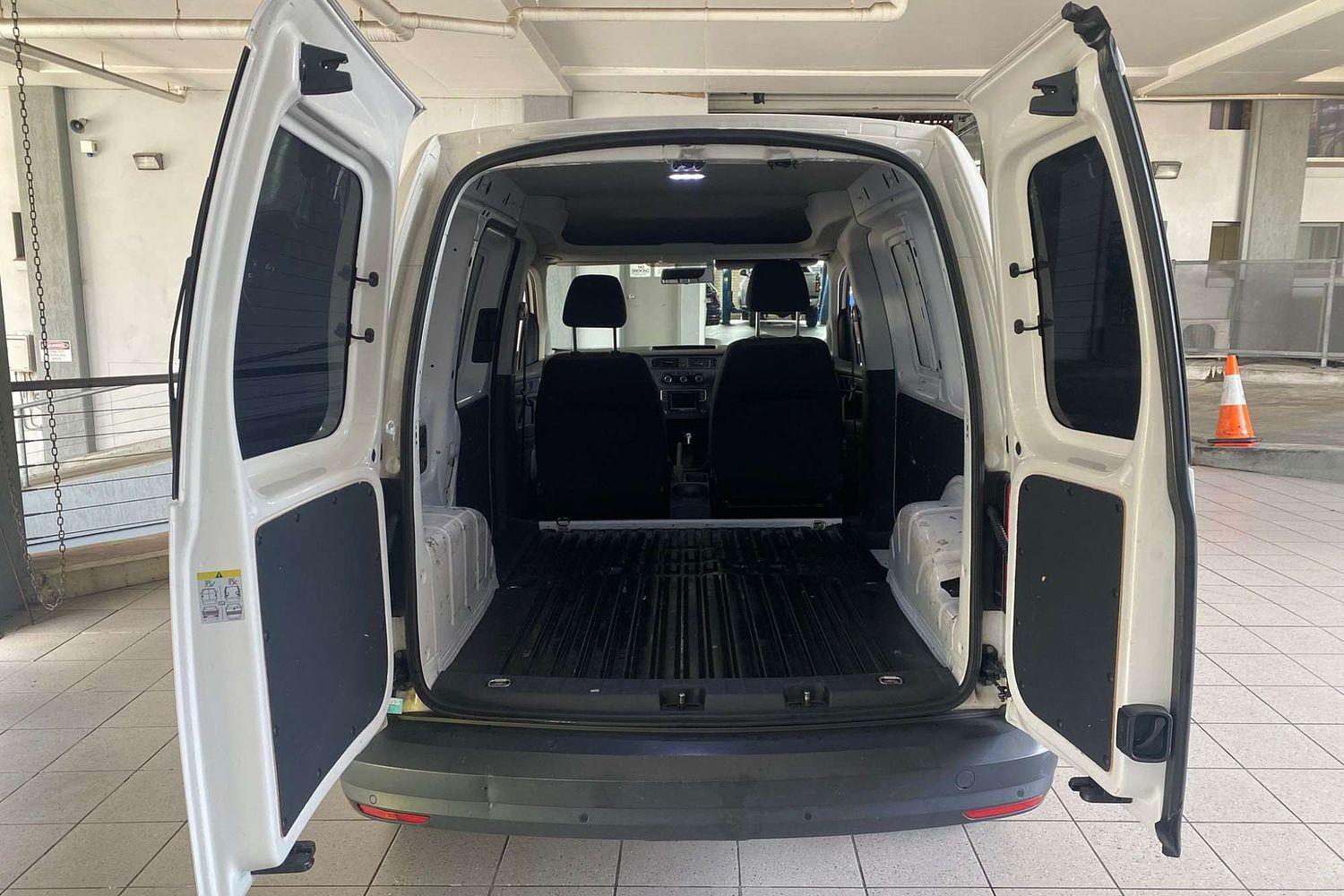 2018 VOLKSWAGEN CADDY 2K MY18 SWB TDI250 6 SP AUTO DIRECT SHIFT 3D VAN