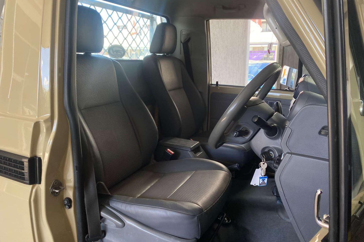 2020 TOYOTA LANDCRUISER 70 SERIES VDJ79R WORKMATE 5 SP MANUAL C/CHAS