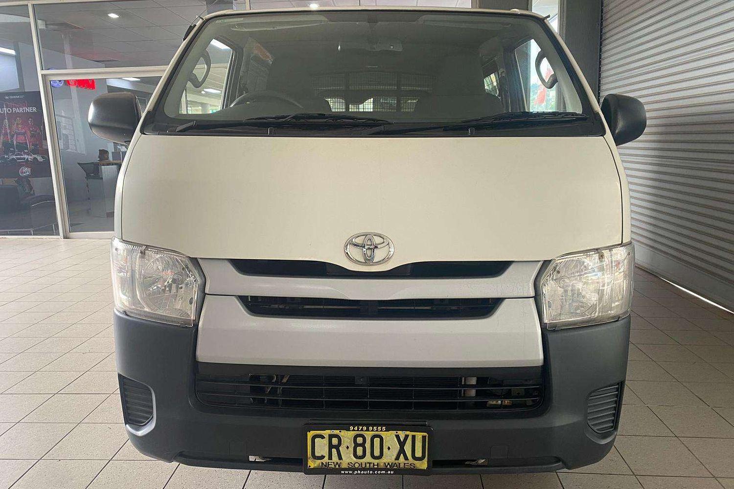 2018 TOYOTA HIACE KDH201R MY16 LWB CREW 4 SP AUTOMATIC 4D VAN