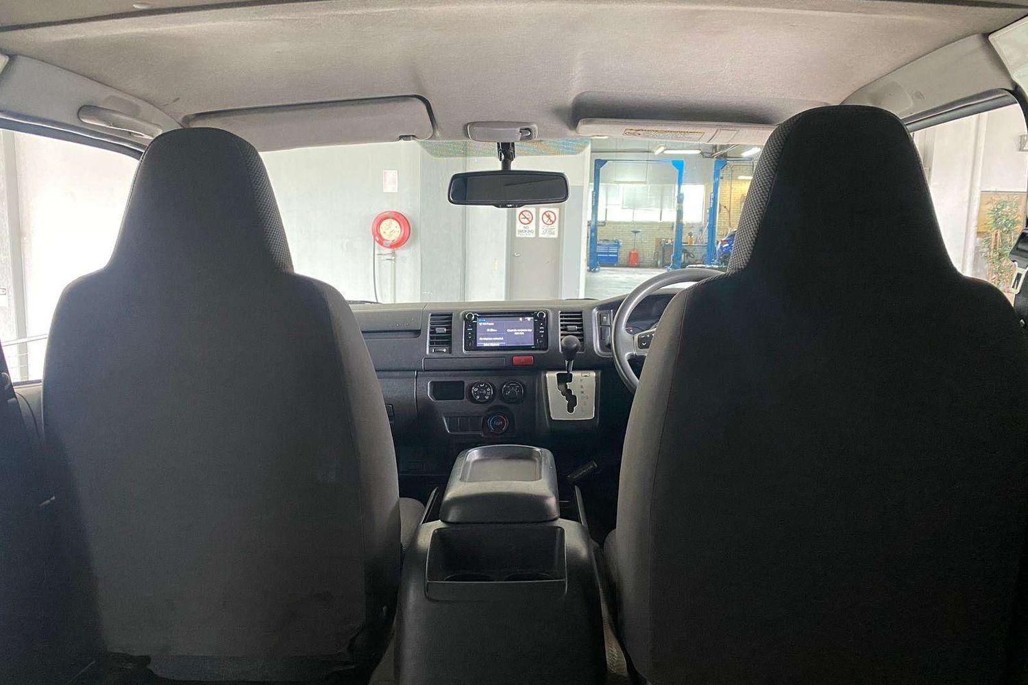 2018 TOYOTA HIACE KDH201R MY16 LWB CREW 4 SP AUTOMATIC 4D VAN