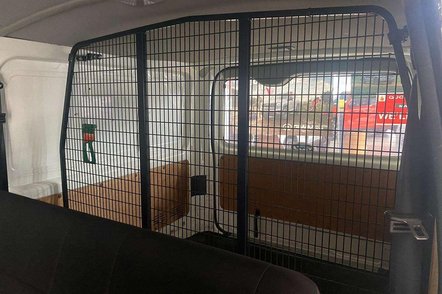2018 TOYOTA HIACE KDH201R MY16 LWB CREW 4 SP AUTOMATIC 4D VAN