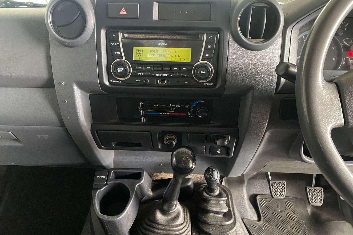 2018 TOYOTA LANDCRUISER VDJ79R MY18 WORKMATE (4x4) 5 SP MANUAL C/CHAS