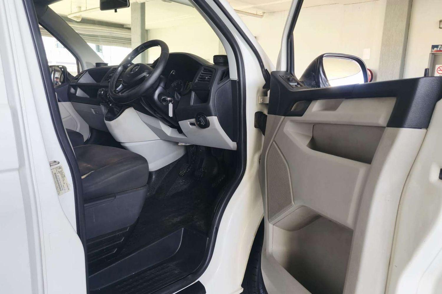 2015 VOLKSWAGEN TRANSPORTER T6 MY16 TDI 250 RUNNER 5 SP MANUAL VAN