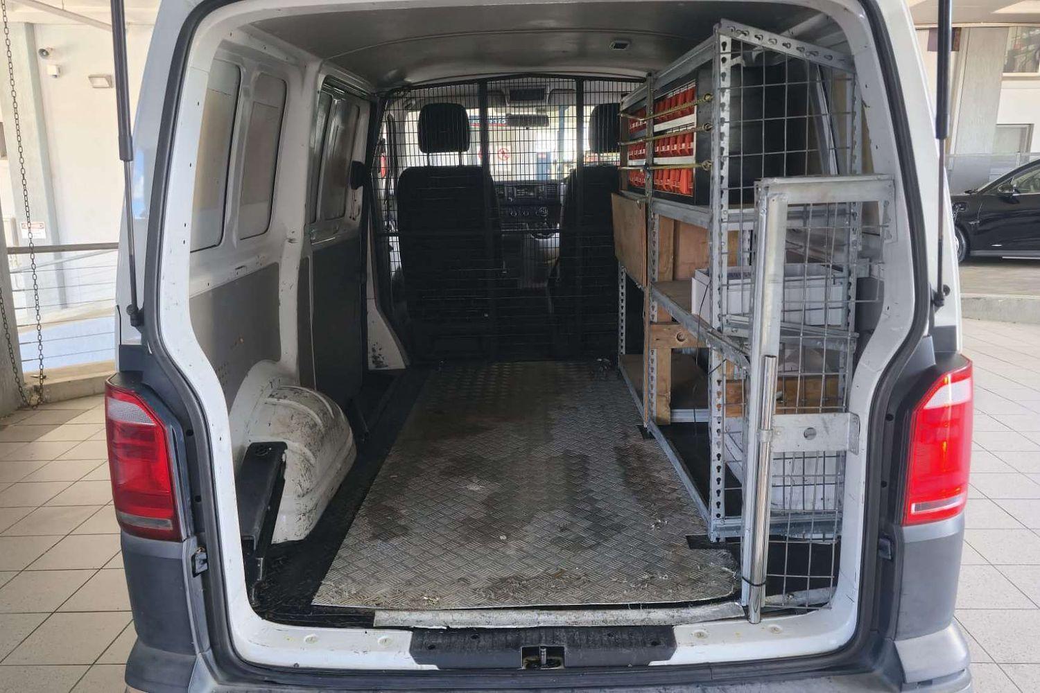 2015 VOLKSWAGEN TRANSPORTER T6 MY16 TDI 250 RUNNER 5 SP MANUAL VAN