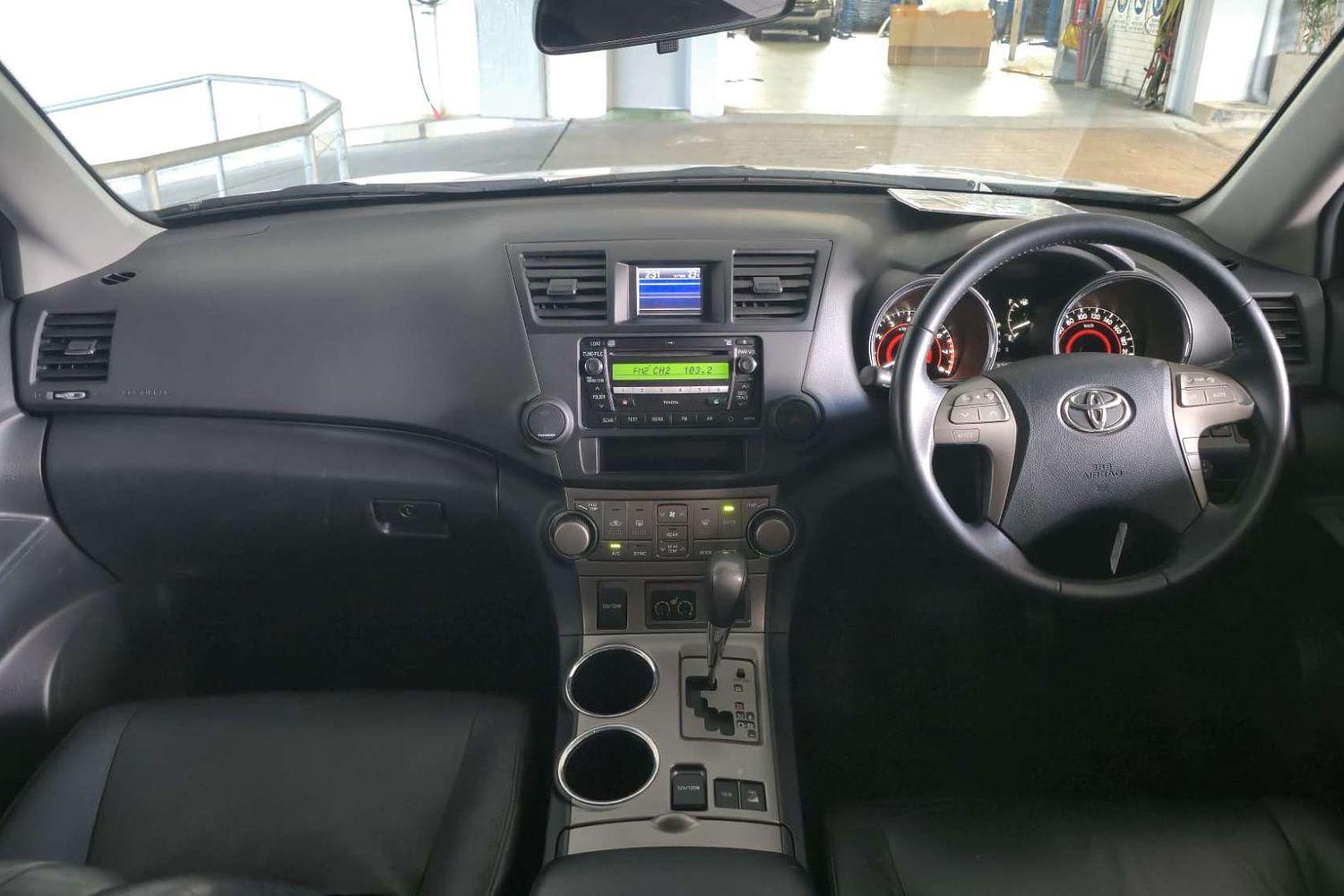 2009 TOYOTA KLUGER GSU45R KX-S (4x4) 5 SP AUTOMATIC 4D WAGON