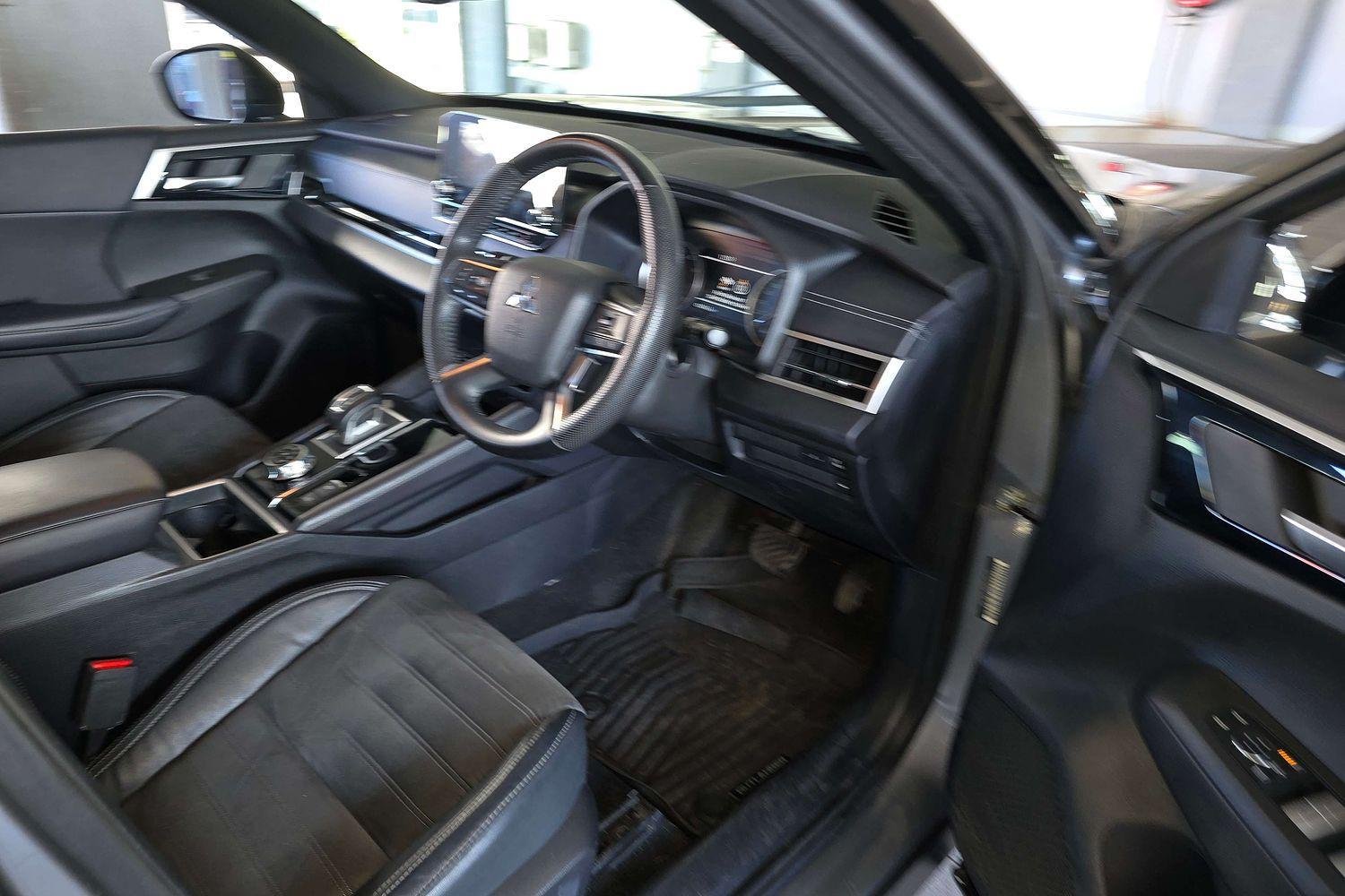2022 MITSUBISHI OUTLANDER ZM MY22 LS 7 SEAT (AWD) CONTINUOUS VARIABLE 4D WAGON