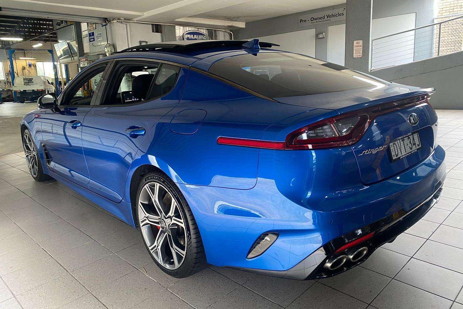 2018 KIA STINGER CK MY18 (441) GT (BLACK LEATHER) 8 SP AUTOMATIC 4D SEDAN