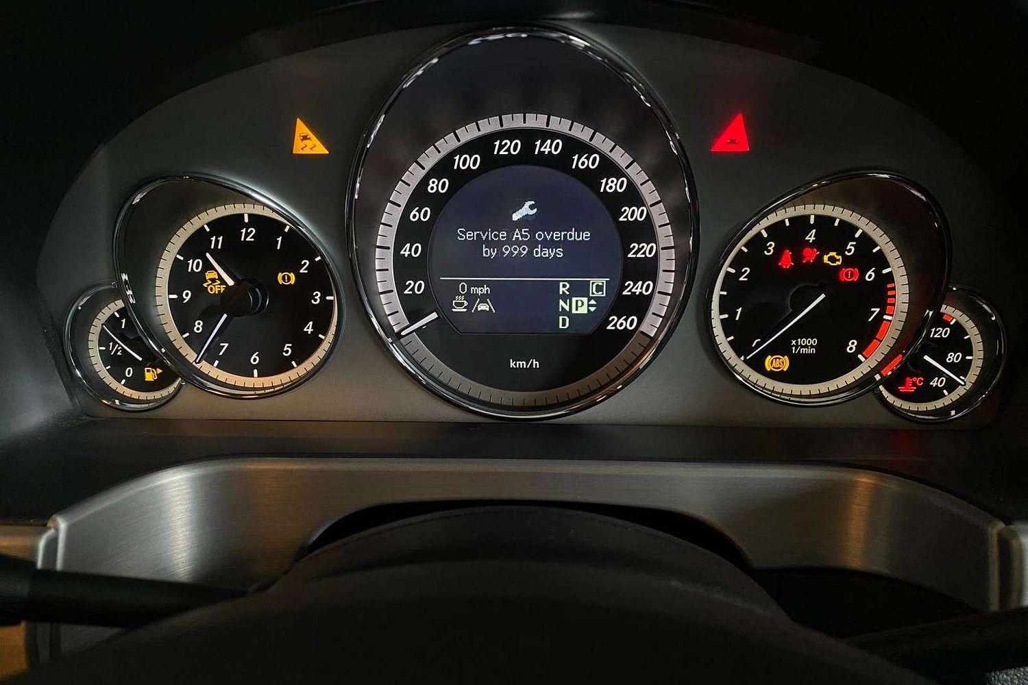 2009 MERCEDES-BENZ E500 212 AVANTGARDE 7 SP AUTOMATIC G-TRONIC 4D SEDAN