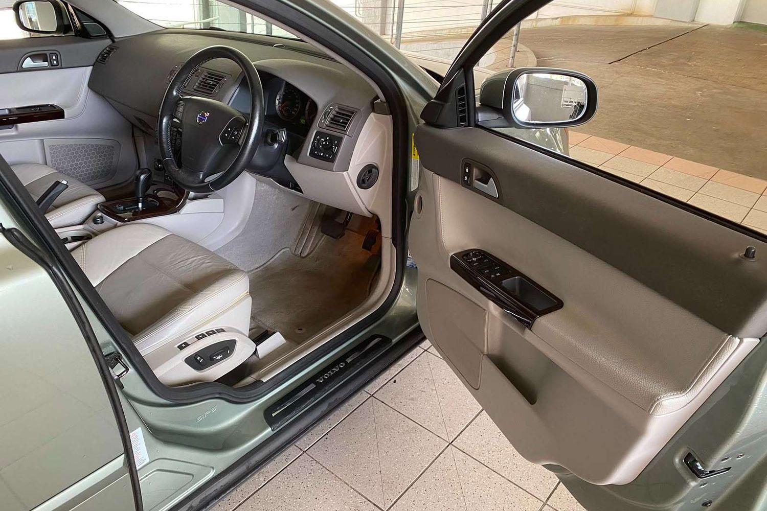 2007 VOLVO S40 MY08 2.4 S 5 SP AUTOMATIC GEARTRONIC 4D SEDAN