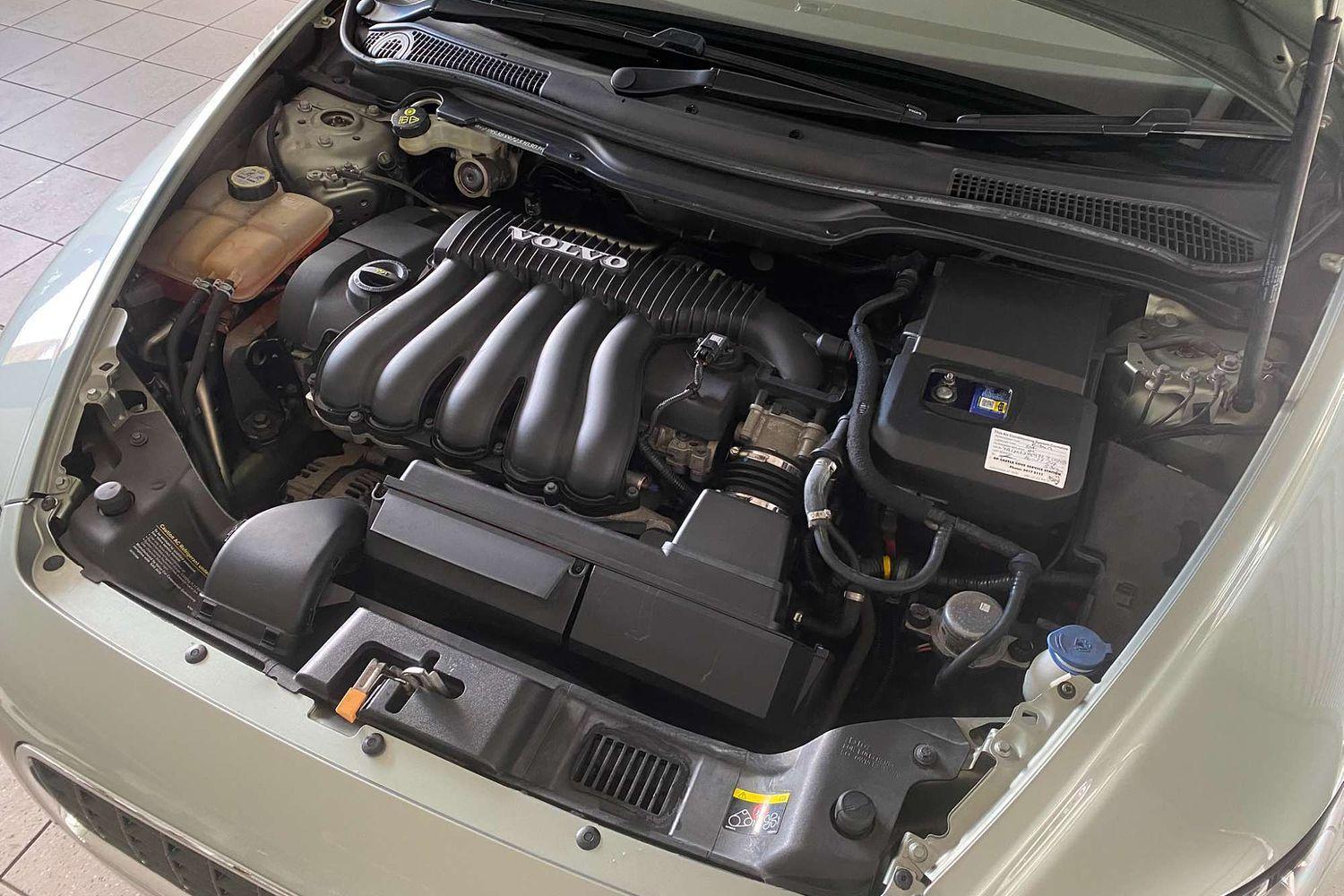 2007 VOLVO S40 MY08 2.4 S 5 SP AUTOMATIC GEARTRONIC 4D SEDAN