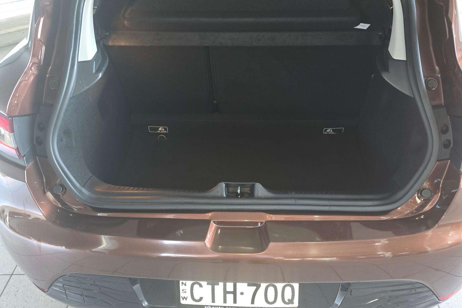 2014 RENAULT CLIO IV B98 EXPRESSION AUTOMATIC HATCHBACK