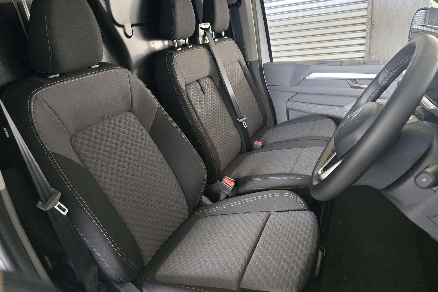 2025 VOLKSWAGEN TRANSPORTER T6.1 MY24 TDI340 7 SP AUTO DIRECT SHIFT 3D VAN