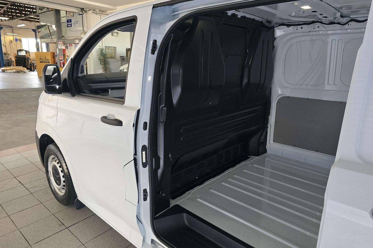 2025 VOLKSWAGEN TRANSPORTER T6.1 MY24 TDI340 7 SP AUTO DIRECT SHIFT 3D VAN