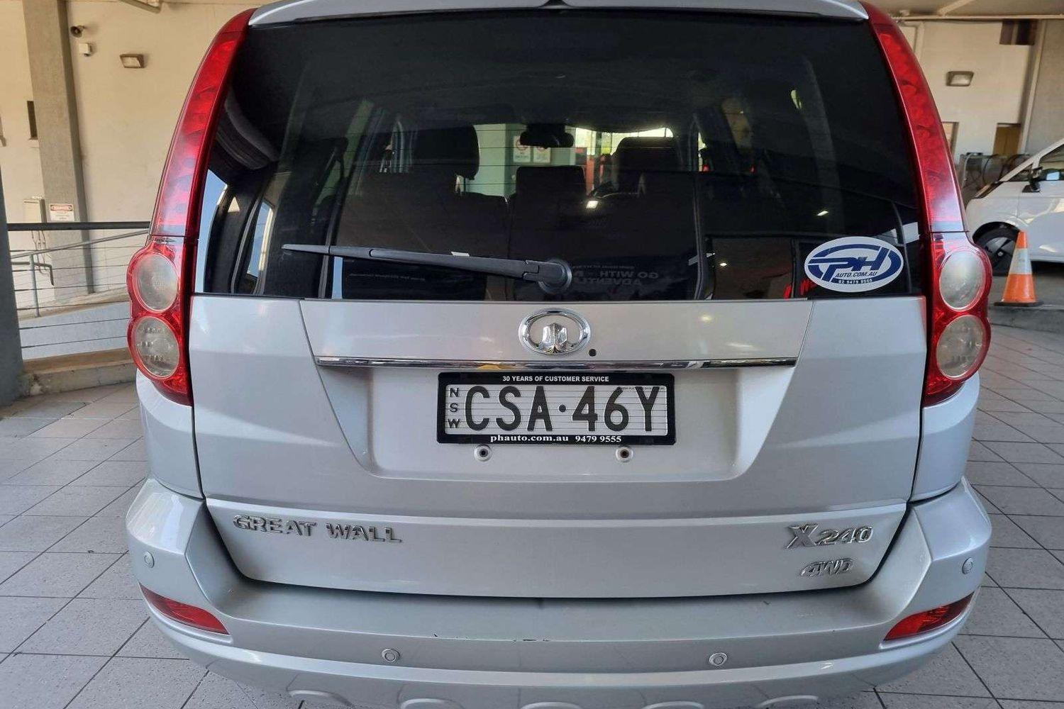 2013 GREAT WALL X240 CC6461KY MY11 (4x4) 5 SP MANUAL 4D WAGON