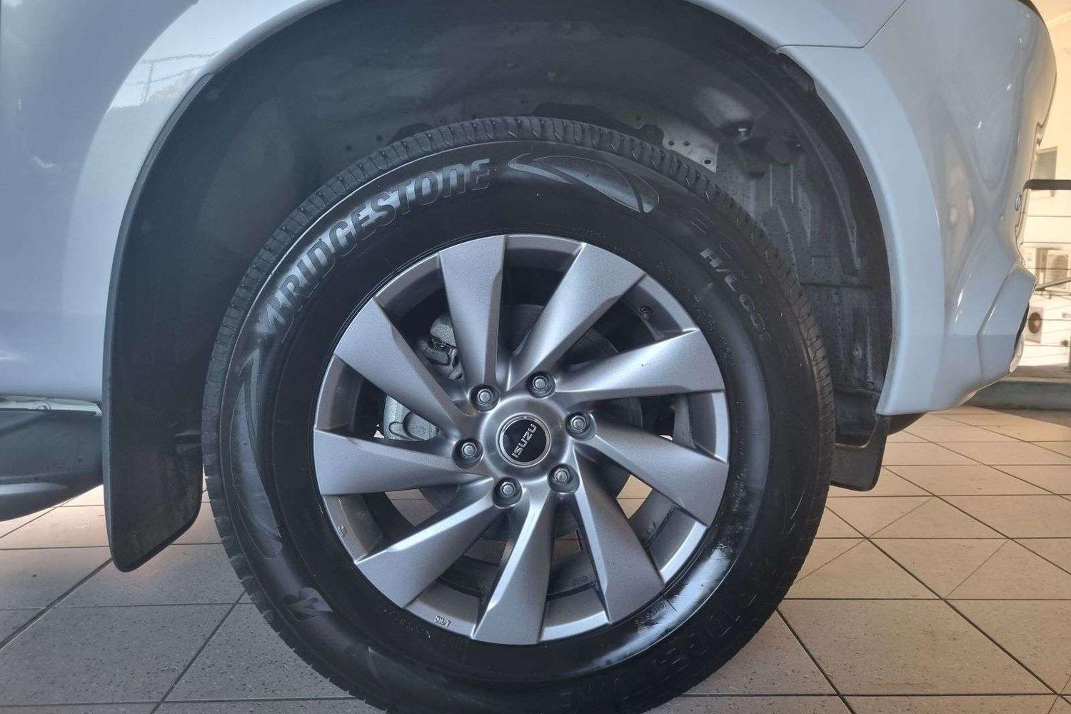2021 ISUZU MU-X UC MY19 LS-U (4x2) 6 SP AUTO SEQUENTIAL 4D WAGON