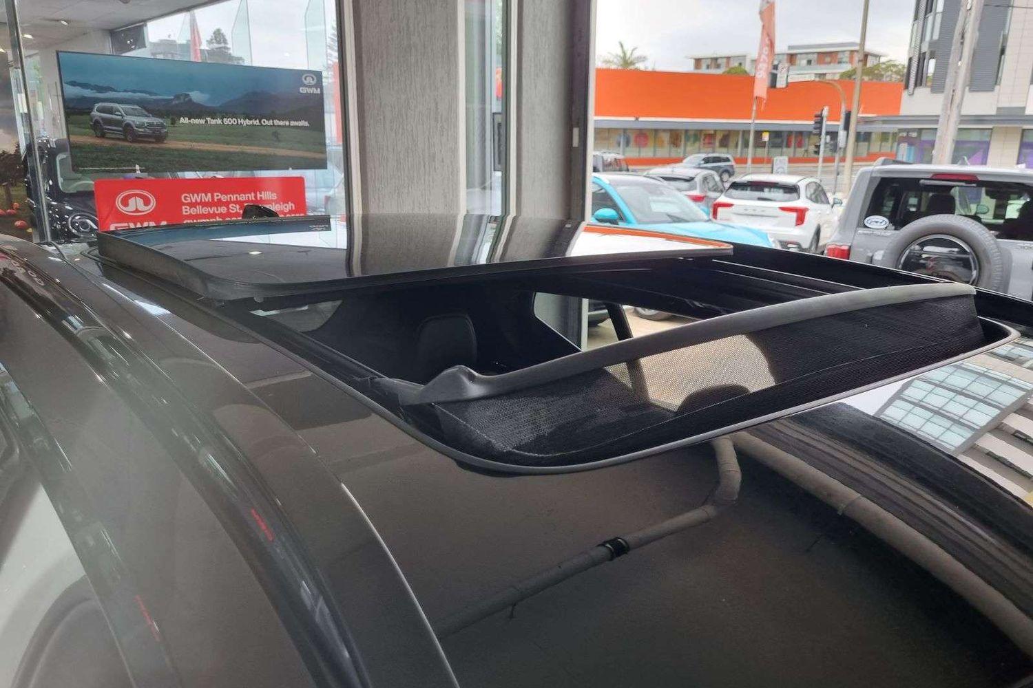 2021 VOLVO XC40 536 MY21 RECHARGE PHEV (FWD) 7 SP AUTO DUAL CLUTCH 4D WAGON