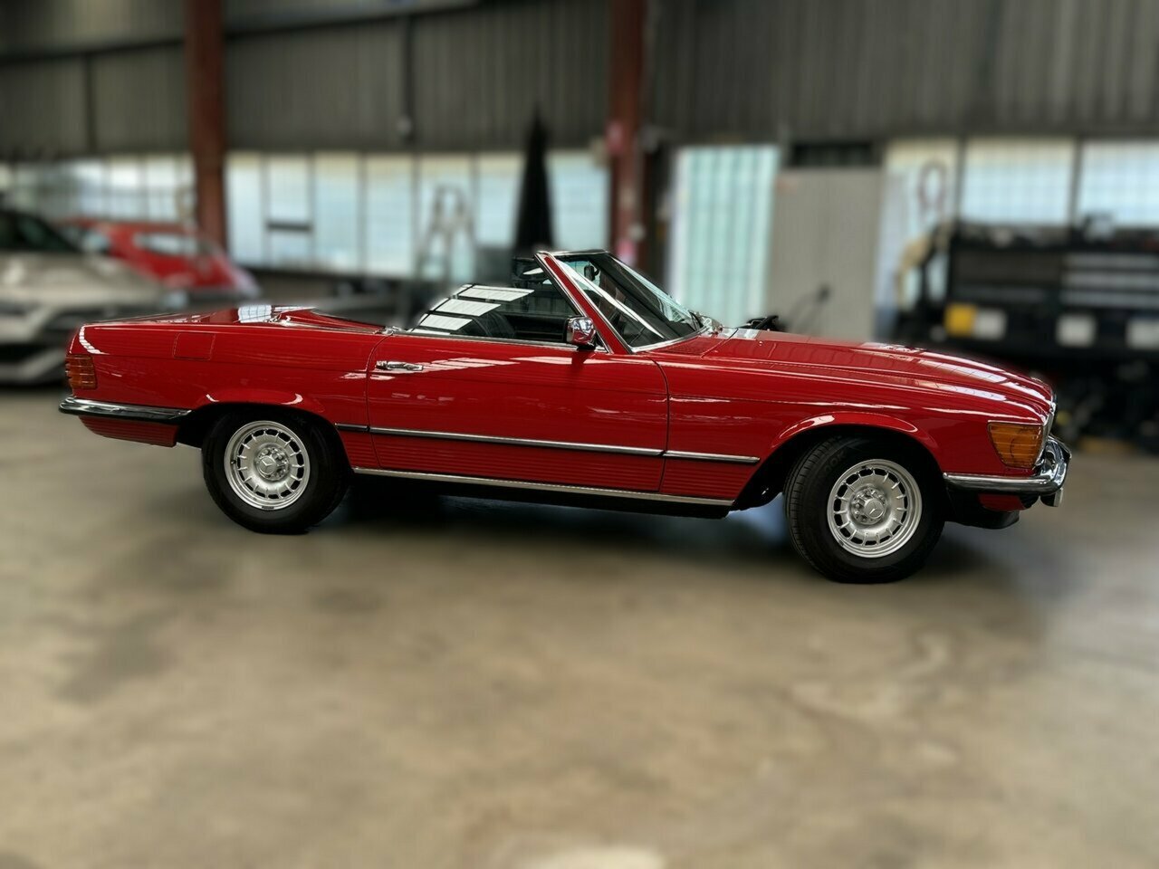 1980 MERCEDES-BENZ 500 W107 SL 4 SP AUTOMATIC CONVERTIBLE