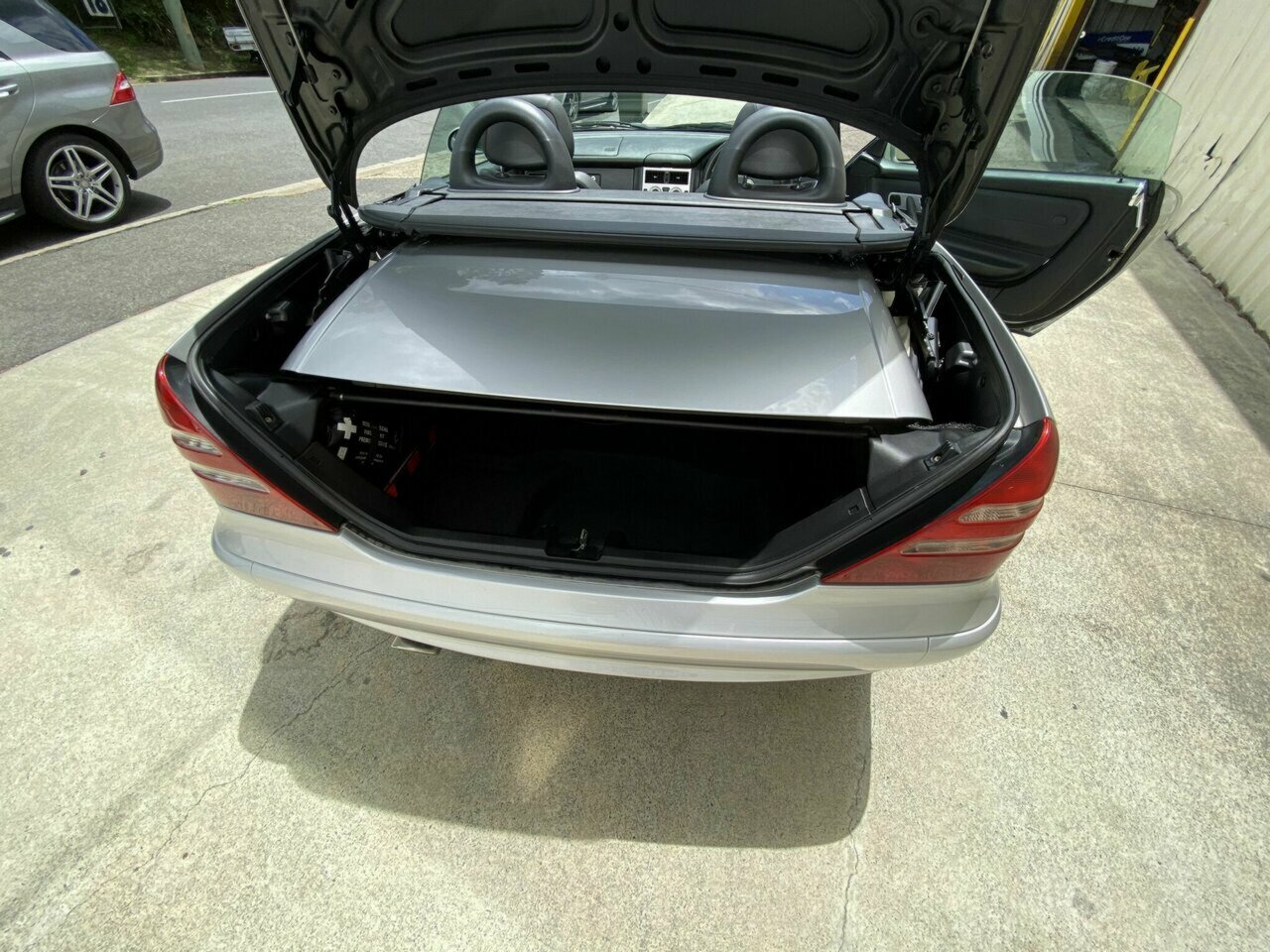 2002 MERCEDES-BENZ SLK320 202 5 SP AUTOMATIC 2D CONVERTIBLE