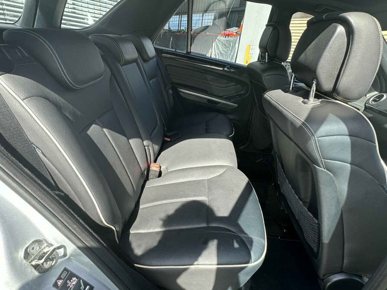 2011 MERCEDES-BENZ ML 164 MY11 300CDI GRAND EDITION (4X4) 7 SP AUTOMATIC G-TRONIC 4D WAGON