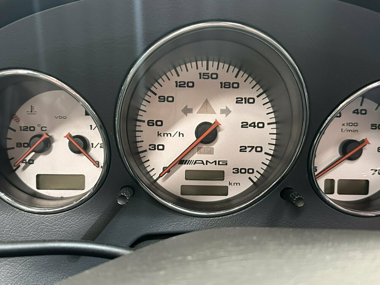 2002 MERCEDES-BENZ SLK 202 32 KOMPRESSOR AMG 5 SP AUTOMATIC SPEEDSHIFT 2D CONVERTIBLE