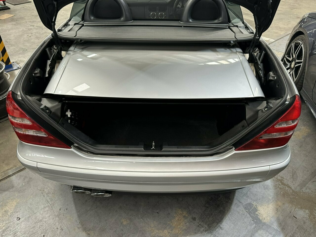 2002 MERCEDES-BENZ SLK 202 32 KOMPRESSOR AMG 5 SP AUTOMATIC SPEEDSHIFT 2D CONVERTIBLE