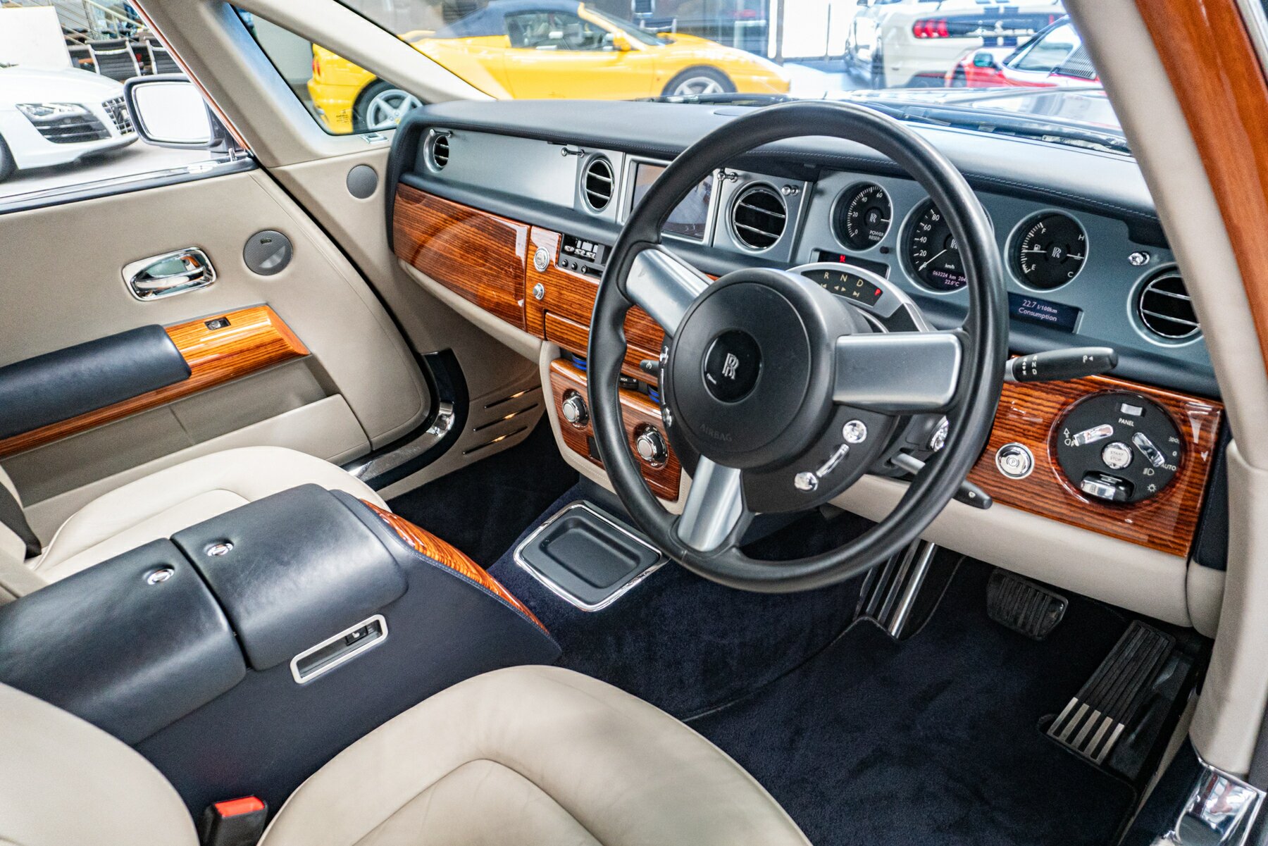 2008 ROLLS-ROYCE PHANTOM 4 SP AUTOMATIC 2D COUPE