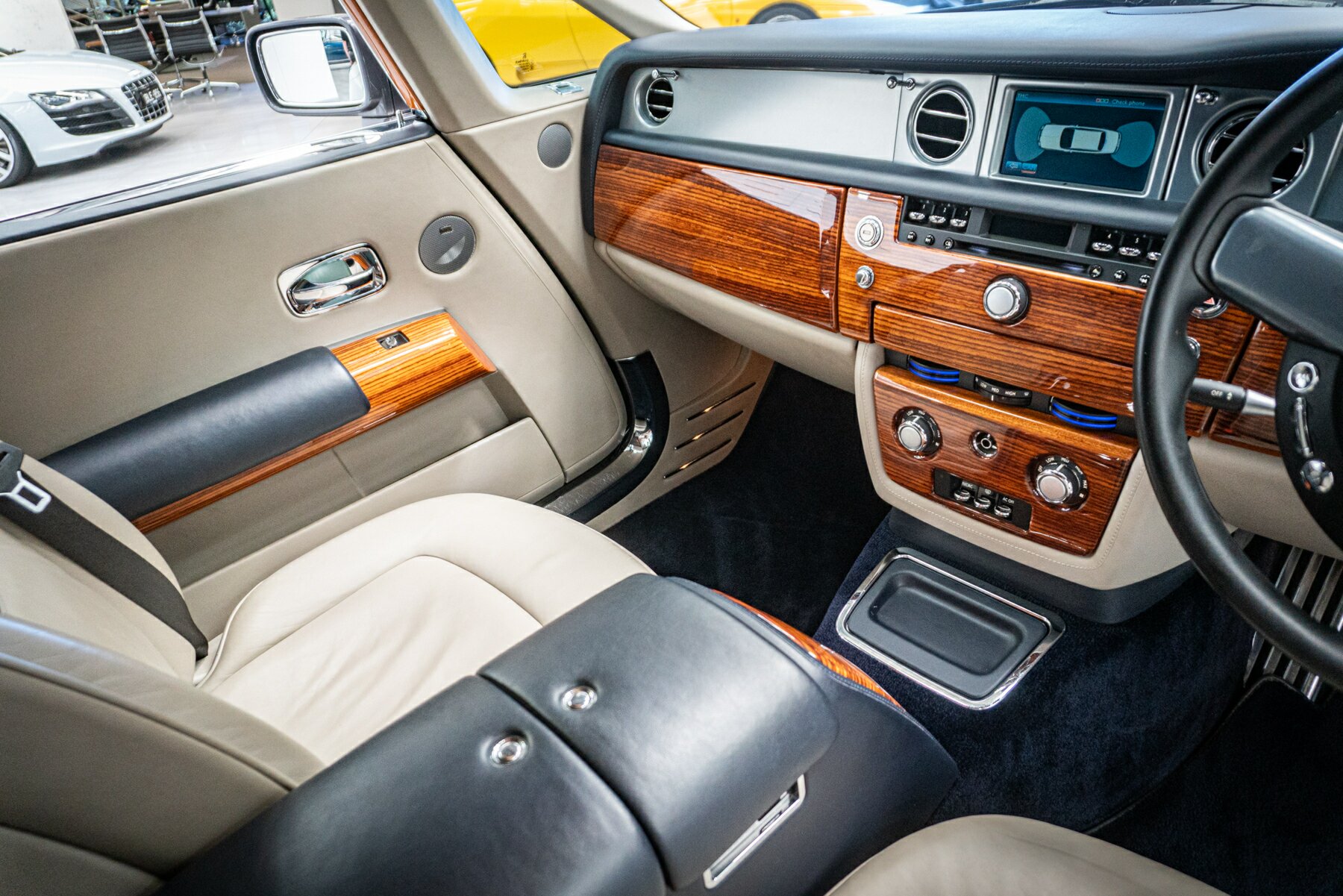 2008 ROLLS-ROYCE PHANTOM 4 SP AUTOMATIC 2D COUPE